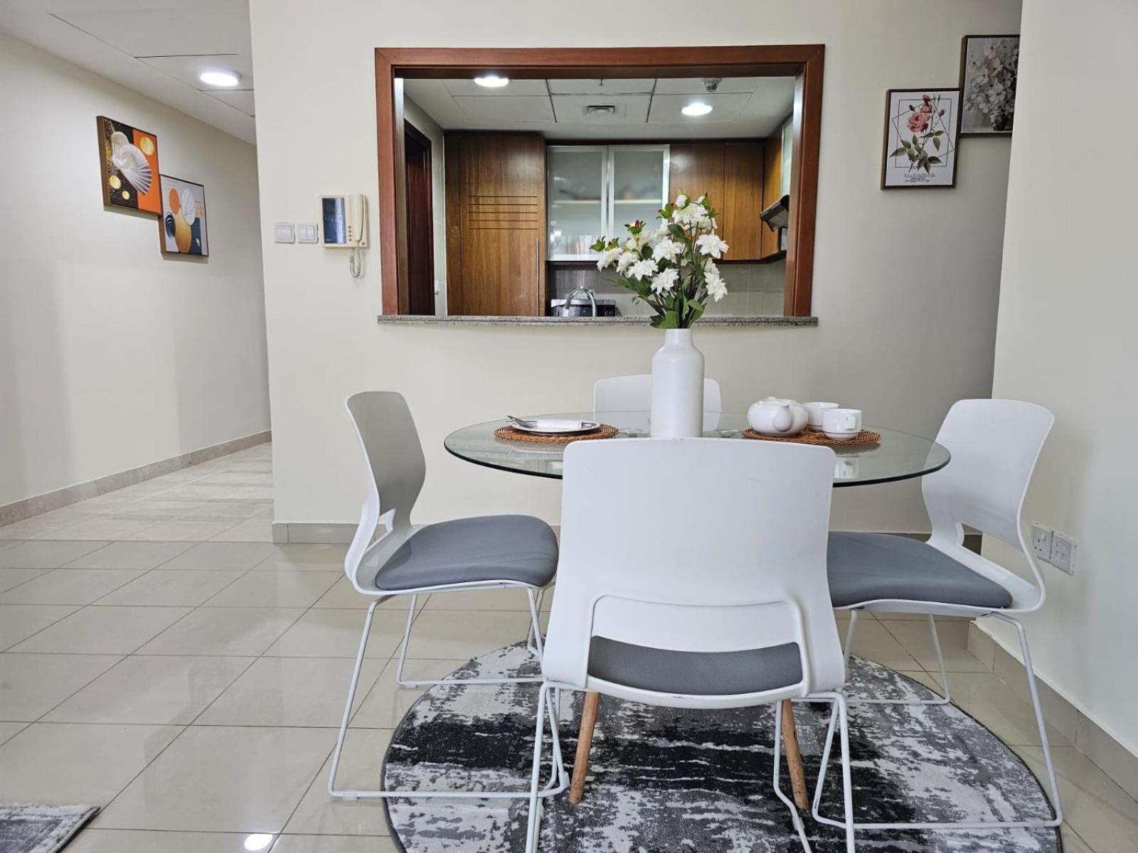 Trinity Homes - Standpoint Tower Downtown * Dubaï