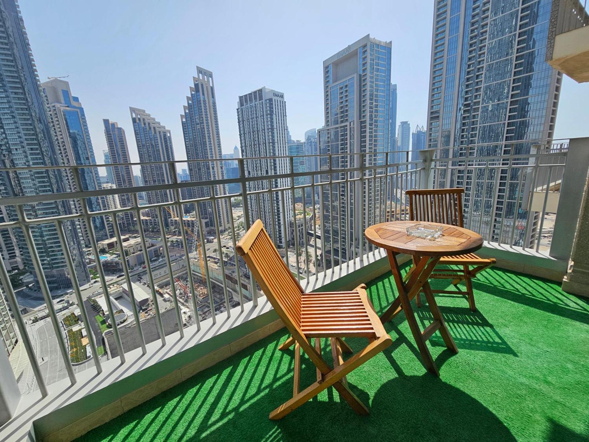 Trinity Homes - Standpoint Tower Downtown Appartement *